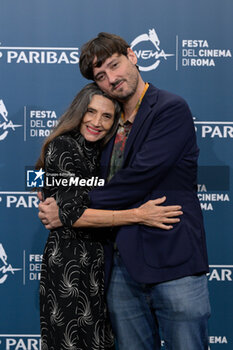 2024-10-21 - Angela Molina and Carlos Marques-Marcet direct attends the Photocall of the movie “Polvo Seran” during the 19th Rome Film Festival at Auditorium Parco Della Musica on October 21, 2024 in Rome, Italy. - THE 19TH ROME FILM FEST PHOTOCALL 