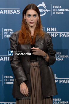 2024-10-21 - Miriam Leone attends the Photocall of the movie “Miss Fallaci” during the 19th Rome Film Festival at Auditorium Parco Della Musica on October 21, 2024 in Rome, Italy. - THE 19TH ROME FILM FEST PHOTOCALL 