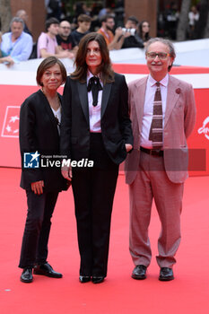 2024-10-21 - Paola Malanga Chiara Mastroianni Gian Luca Farinelli attends the Red Carpet Chiara Mastroianni during the 19th Rome Film Fest at Auditorium Parco Della Musica on October 21, 2024 in Rome, Italy. - THE 19TH ROME FILM FEST MASTERCLASS DI CHIARA MASTROIANNI - NEWS - VIP