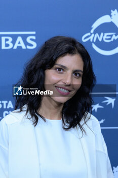 2024-10-25 - Irene Maiorino attends the Photocall of the movie “L’Amica Geniale” during the 19th Rome Film Fest at Auditorium Parco Della Musica on October 25, 2024 in Rome, Italy. - THE 19TH ROME FILM FEST PHOTOCALL “L'AMICA GENIALE. STORIA DELLA BAMBINA PERDUTA