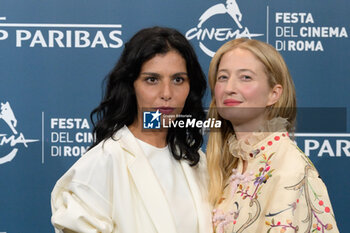 2024-10-25 - Irene Maiorino, Alba Rohrwacher attends the Photocall of the movie “L’Amica Geniale” during the 19th Rome Film Fest at Auditorium Parco Della Musica on October 25, 2024 in Rome, Italy. - THE 19TH ROME FILM FEST PHOTOCALL “L'AMICA GENIALE. STORIA DELLA BAMBINA PERDUTA