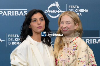 2024-10-25 - Irene Maiorino, Alba Rohrwacher attends the Photocall of the movie “L’Amica Geniale” during the 19th Rome Film Fest at Auditorium Parco Della Musica on October 25, 2024 in Rome, Italy. - THE 19TH ROME FILM FEST PHOTOCALL “L'AMICA GENIALE. STORIA DELLA BAMBINA PERDUTA