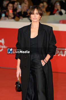 2024-10-25 - Kasia Smutniak attends the Red Carpet of the movie “L'Amica Geniale. Storia Della Bambina Perduta” during the 19th Rome Film Fest at Auditorium Parco Della Musica on October 25, 2024 in Rome, Italy. - THE 19TH ROME FILM FEST RED CARPET “L'AMICA GENIALE. STORIA DELLA BAMBINA PERDUTA