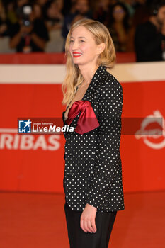 2024-10-25 - Alba Rohrwacher attends the Red Carpet of the movie “L'Amica Geniale. Storia Della Bambina Perduta” during the 19th Rome Film Fest at Auditorium Parco Della Musica on October 25, 2024 in Rome, Italy. - THE 19TH ROME FILM FEST RED CARPET “L'AMICA GENIALE. STORIA DELLA BAMBINA PERDUTA