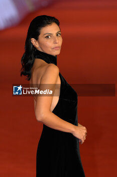 2024-10-25 - Irene Maiorino attends the Red Carpet of the movie “L'Amica Geniale. Storia Della Bambina Perduta” during the 19th Rome Film Fest at Auditorium Parco Della Musica on October 25, 2024 in Rome, Italy. - THE 19TH ROME FILM FEST RED CARPET “L'AMICA GENIALE. STORIA DELLA BAMBINA PERDUTA