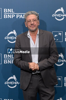 2024-10-26 - Sergio Castellitto attends the Photocall of the movie “Conclave” during the 19th Rome Film Fest at Auditorium Parco della Musica on October 26, 2024 in Rome, Italy. - THE 19TH ROME FILM FEST PHOTOCALL “CONCLAVE