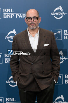 2024-10-26 - Edward Berger director attends the Photocall of the movie “Conclave” during the 19th Rome Film Fest at Auditorium Parco della Musica on October 26, 2024 in Rome, Italy. - THE 19TH ROME FILM FEST PHOTOCALL “CONCLAVE