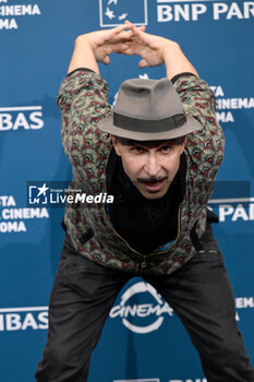 2024-10-26 - Maccio Capatonda attends the Photocall of the movie “Life of Carlo Season 3” during the 19th Rome Film Fest at Auditorium Parco della Musica on October 26, 2024 in Rome, Italy. - THE 19TH ROME FILM FEST PHOTOCALL “LIFE OF CARLO SEASON 3