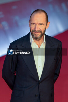 2024-10-26 - Ralph Fiennes attends the Red Carpet of the movie “Conclave” during the 19th Rome Film Fest at Auditorium Parco della Musica on October 26, 2024 in Rome, Italy. - THE 19TH ROME FILM FEST RED CARPET 