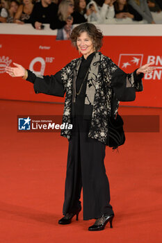 2024-10-26 - Stefania Casini attends the Red Carpet of the movie “Storia di una Notte” during the 19th Rome Film Fest at Auditorium Parco della Musica on October 26, 2024 in Rome, Italy. - THE 19TH ROME FILM FEST RED CARPET 