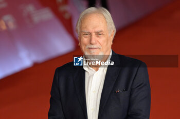 2024-10-26 - Luigi Diberti attends the Red Carpet of the movie “Storia di una Notte” during the 19th Rome Film Fest at Auditorium Parco della Musica on October 26, 2024 in Rome, Italy. - THE 19TH ROME FILM FEST RED CARPET 