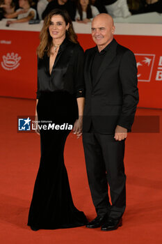 2024-10-26 - Luisa Ranieri, Luca Zingaretti attends the Red Carpet of the movie “Modi’ – Three Days on the Wing” during the 19th Rome Film Fest at Auditorium Parco della Musica on October 26, 2024 in Rome, Italy. - THE 19TH ROME FILM FEST RED CARPET 