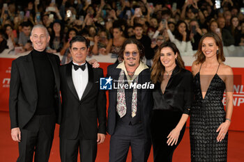 2024-10-26 - Bruno Gouery, Riccardo Scamarcio, Johnny Depp, Luisa Ranieri, Antonia Desplat attends the Red Carpet of the movie “Modi’ – Three Days on the Wing” during the 19th Rome Film Fest at Auditorium Parco della Musica on October 26, 2024 in Rome, Italy. - THE 19TH ROME FILM FEST RED CARPET 