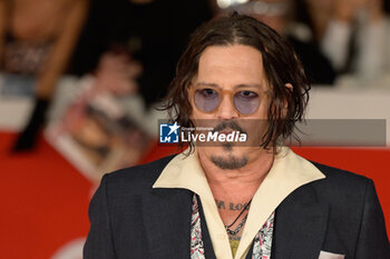 2024-10-26 - Johnny Depp attends the Red Carpet of the movie “Modi’ – Three Days on the Wing” during the 19th Rome Film Fest at Auditorium Parco della Musica on October 26, 2024 in Rome, Italy. - THE 19TH ROME FILM FEST RED CARPET 