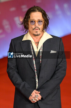 2024-10-26 - Johnny Depp attends the Red Carpet of the movie “Modi’ – Three Days on the Wing” during the 19th Rome Film Fest at Auditorium Parco della Musica on October 26, 2024 in Rome, Italy. - THE 19TH ROME FILM FEST RED CARPET 