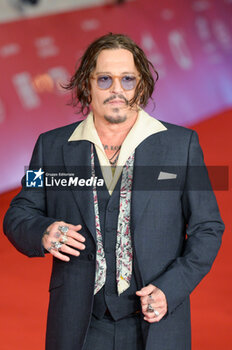 2024-10-26 - Johnny Depp attends the Red Carpet of the movie “Modi’ – Three Days on the Wing” during the 19th Rome Film Fest at Auditorium Parco della Musica on October 26, 2024 in Rome, Italy. - THE 19TH ROME FILM FEST RED CARPET 