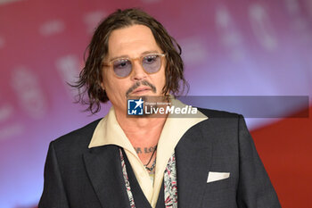 2024-10-26 - Johnny Depp attends the Red Carpet of the movie “Modi’ – Three Days on the Wing” during the 19th Rome Film Fest at Auditorium Parco della Musica on October 26, 2024 in Rome, Italy. - THE 19TH ROME FILM FEST RED CARPET 