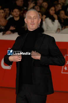 2024-10-26 - Bruno Gouery attends the Red Carpet of the movie “Modi’ – Three Days on the Wing” during the 19th Rome Film Fest at Auditorium Parco della Musica on October 26, 2024 in Rome, Italy. - THE 19TH ROME FILM FEST RED CARPET 