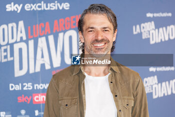 2024-11-11 - Luca Argentero during the Photocall of the movie LA CODA DEL DIAVOLO on november 11, 2024 at Cinema Barberini, Rome, Italy - LA CODA DEL DIAVOLO - NEWS - VIP