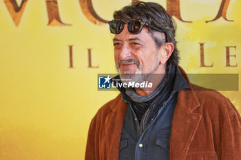 2024-11-15 - Dario Oppido, voice of Kiros, during the Photocall of the movie MUFASA - Il Re Leone on November 15, 2024 at Cinema The Space, Rome, Italy - MUFASA - IL RE LEONE - NEWS - VIP