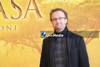 2024-11-15 - Edoardo Stoppacciaro, voice of young Rafiki, during the Photocall of the movie MUFASA - Il Re Leone on November 15, 2024 at Cinema The Space, Rome, Italy - MUFASA - IL RE LEONE - NEWS - VIP