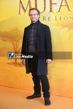 2024-11-15 - Edoardo Stoppacciaro, voice of young Rafiki, during the Photocall of the movie MUFASA - Il Re Leone on November 15, 2024 at Cinema The Space, Rome, Italy - MUFASA - IL RE LEONE - NEWS - VIP