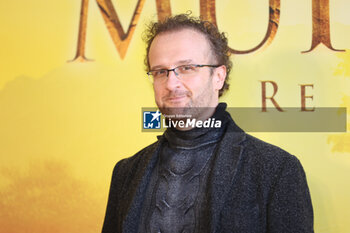 2024-11-15 - Edoardo Stoppacciaro, voice of young Rafiki, during the Photocall of the movie MUFASA - Il Re Leone on November 15, 2024 at Cinema The Space, Rome, Italy - MUFASA - IL RE LEONE - NEWS - VIP