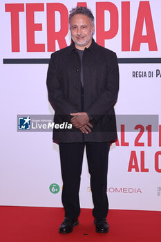 2024-11-18 - Paolo Costella during the Photocall of the movie UNA TERAPIA DI GRUPPO on November 18, 2024 at Cinema The Space, Rome, Italy - UNA TERAPIA DI GRUPPO - NEWS - VIP