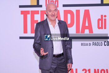 2024-11-18 - Claudio Bisio during the Photocall of the movie UNA TERAPIA DI GRUPPO on November 18, 2024 at Cinema The Space, Rome, Italy - UNA TERAPIA DI GRUPPO - NEWS - VIP