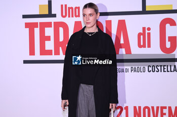 2024-11-18 - Caterina De Angelis during the Photocall of the movie UNA TERAPIA DI GRUPPO on November 18, 2024 at Cinema The Space, Rome, Italy - UNA TERAPIA DI GRUPPO - NEWS - VIP