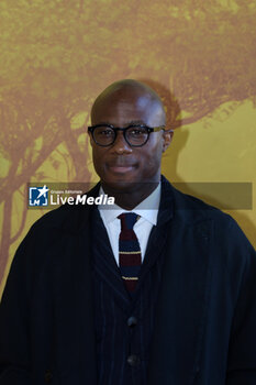 2024-11-15 - Barry Jenkins - MUFASA, IL RE LEONE - NEWS - VIP