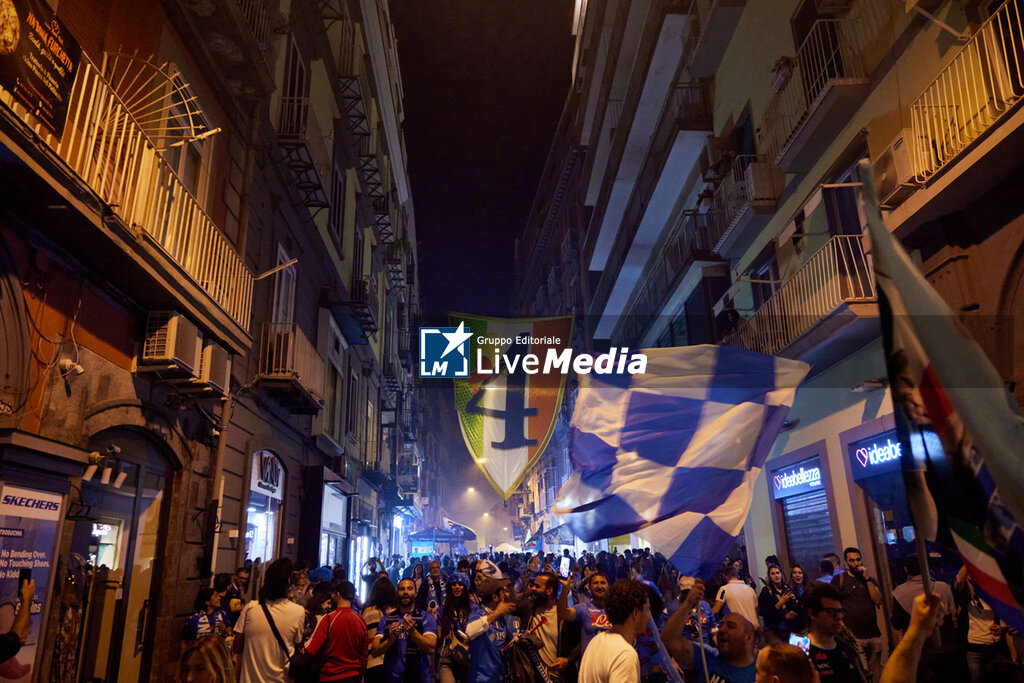 SSC Napoli Napoli Fans Celebrate Winning Serie A - NEWS - EVENTS