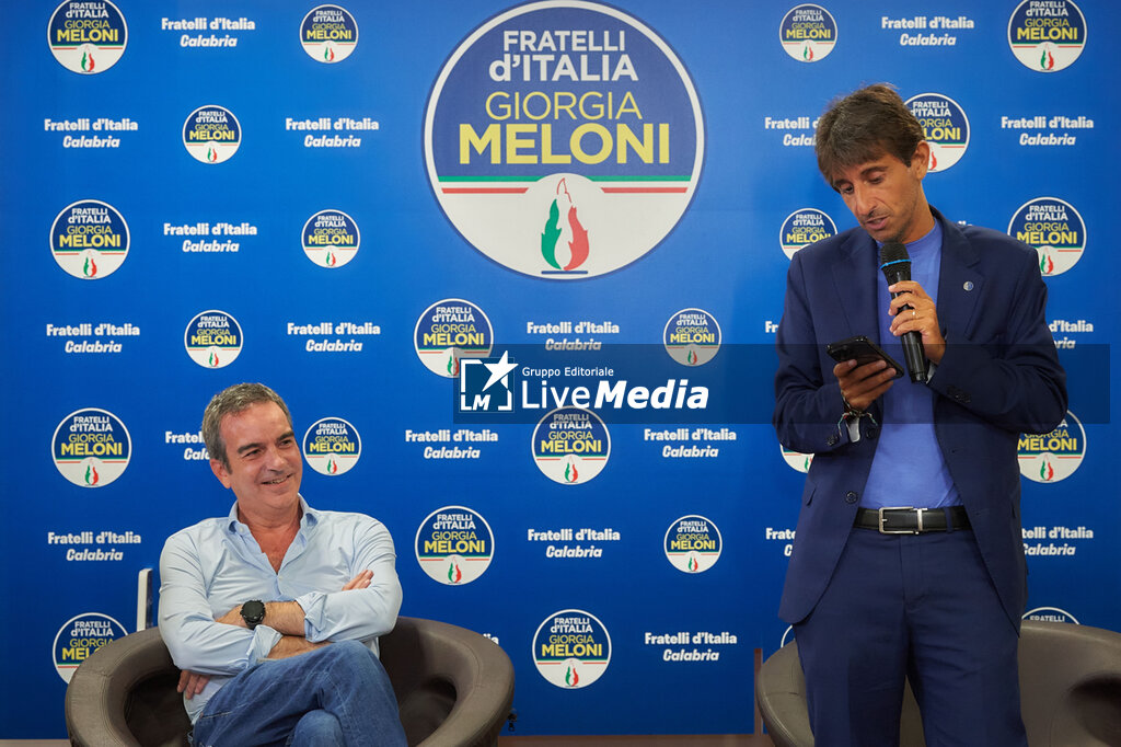 Giovanni Donzelli opens the FDI's electoral campaign in Calabria for the regional elections. - NEWS - POLITICS