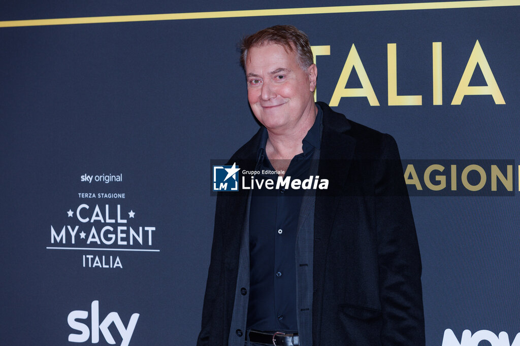 Photocall - CALL MY AGENT 3 - NEWS - VIP