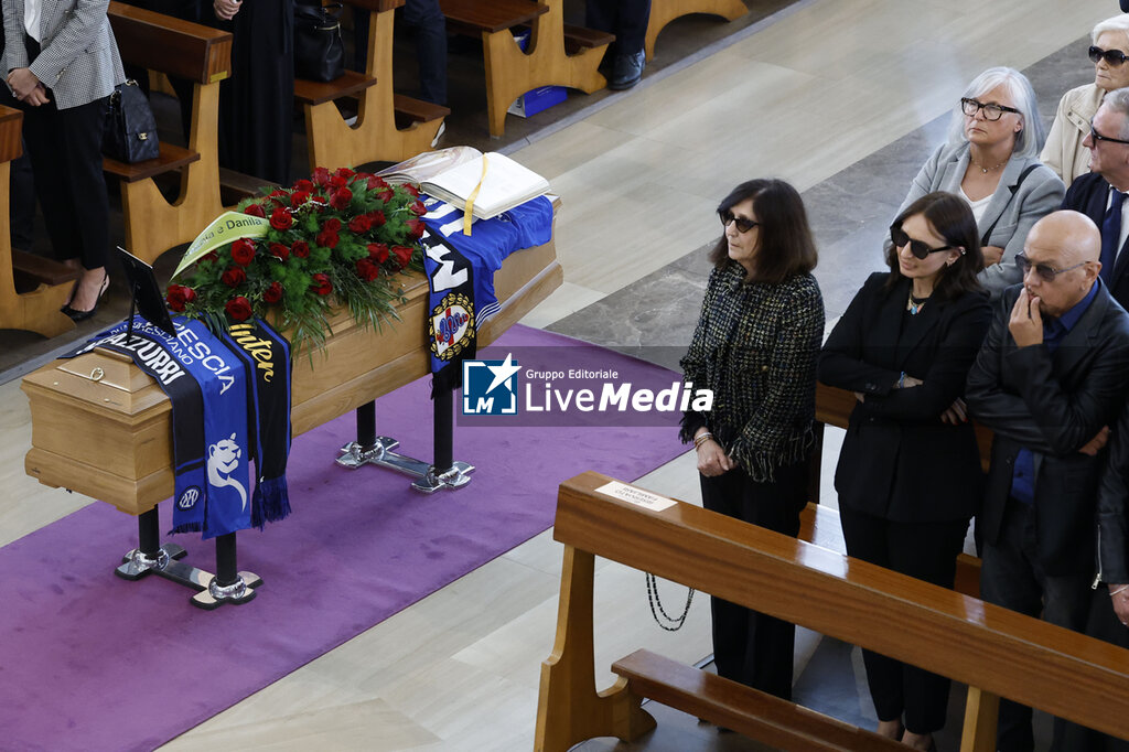 The Funeral Of Evaristo Beccalossi - NEWS - CHRONICLE