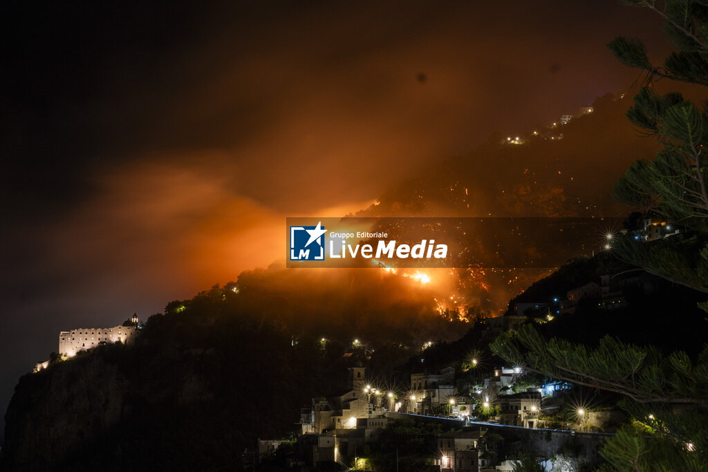 Fire Emergency on the Amalfi Coast - NEWS - CHRONICLE