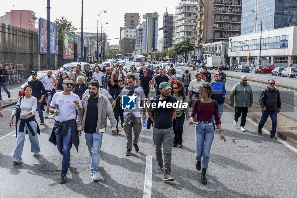Truck Drivers Protest Fuel Prices in Naples - NEWS - CHRONICLE