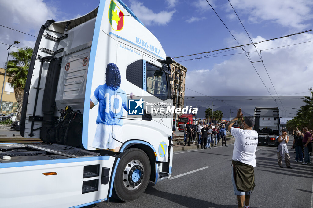 Truck Drivers Protest Fuel Prices in Naples - NEWS - CHRONICLE