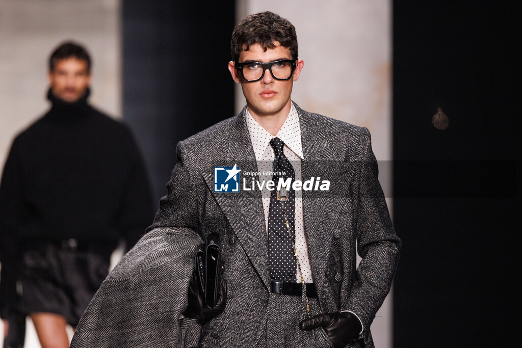 Dolce & Gabbana - Runway - Milan Fashion Week - Menswear Fall/Winter 2026-2027 - NEWS - FASHION