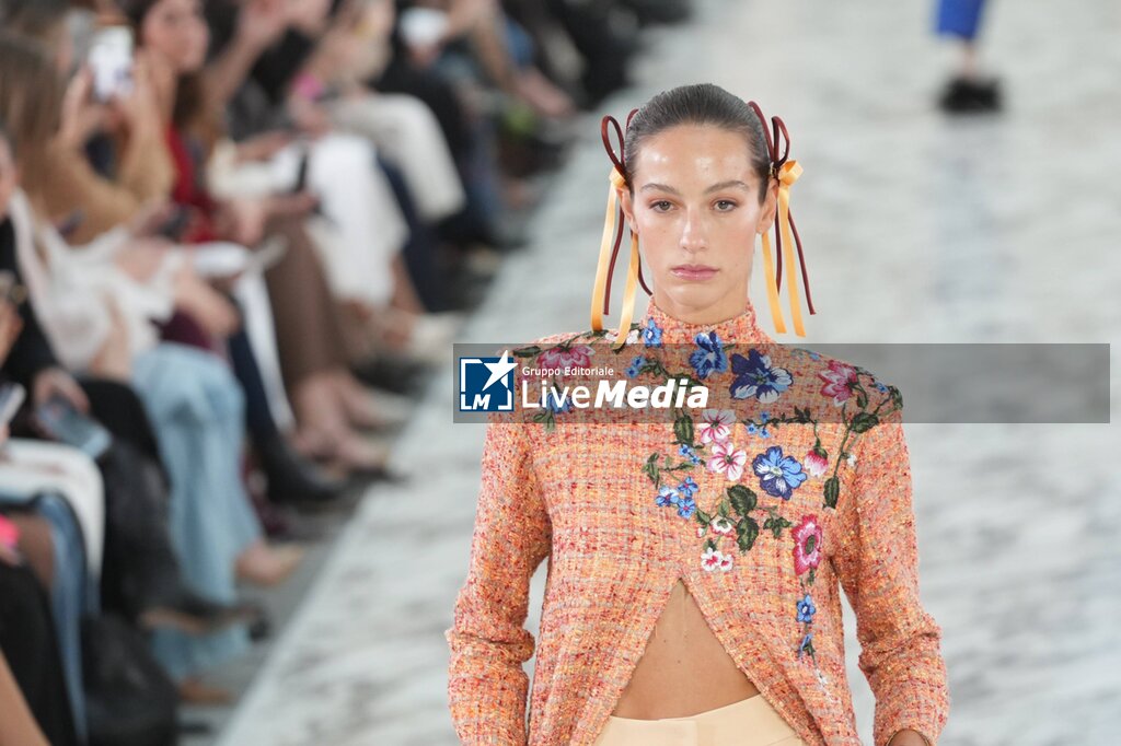 Desfile de la firma Claro Couture en la semana de la moda de Madrid MBFW - NEWS - FASHION