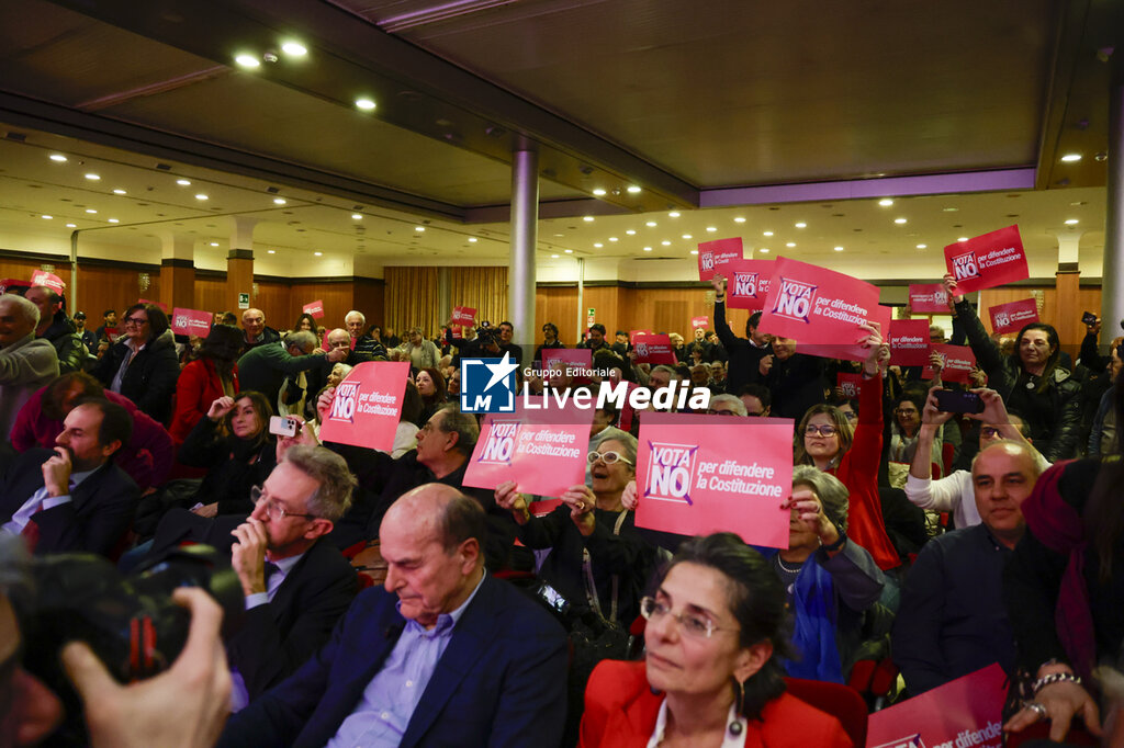 PD Secretary Campaigns for ‘No’ Vote Ahead of Referendum - NEWS - POLITICS