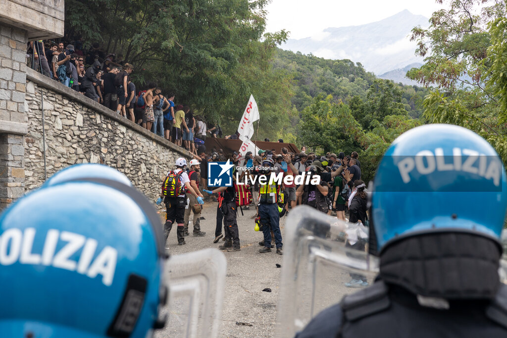 No Tav demonstration Chiomonte - NEWS - POLITICS