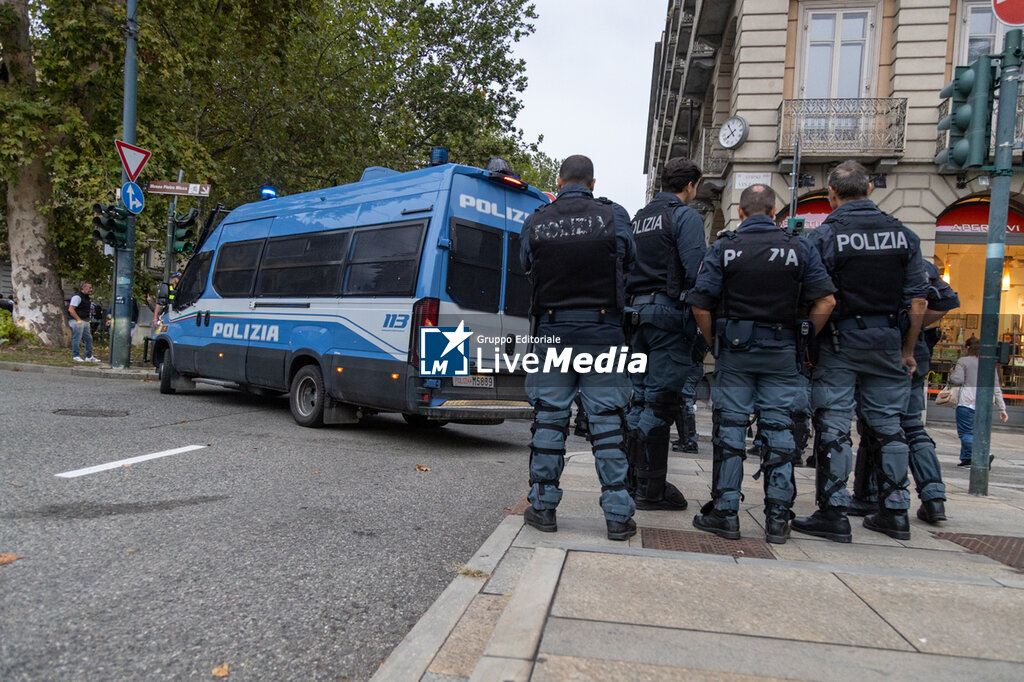 Fuori Vannacci da Torino, presidio manifestazione Askatasuna - NEWS - POLITICS