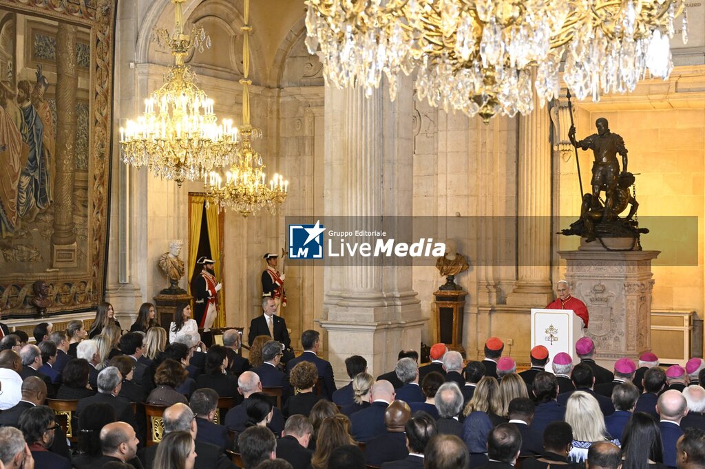 Spain's King Felipe VI delivers his speech during a meeting with Pope Leo XIV and Spain's political and religious authorities, entrepreneurs, representatives of civil society and culture, in the Salón de Columnas of the Royal Palace in Madrid, - NEWS - RELIGION