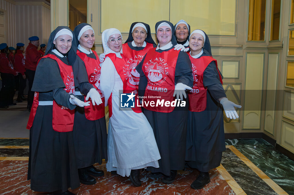 The homeless man's befana with the City Angels - NEWS - SOCIETY