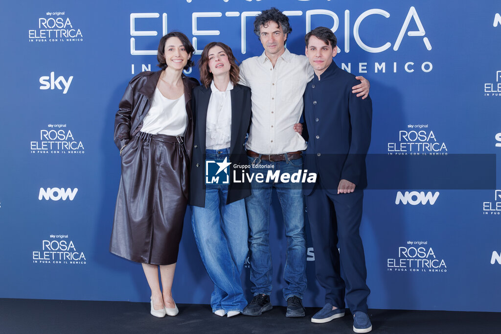 Photocall - ROSA ELETTRICA - NEWS - VIP