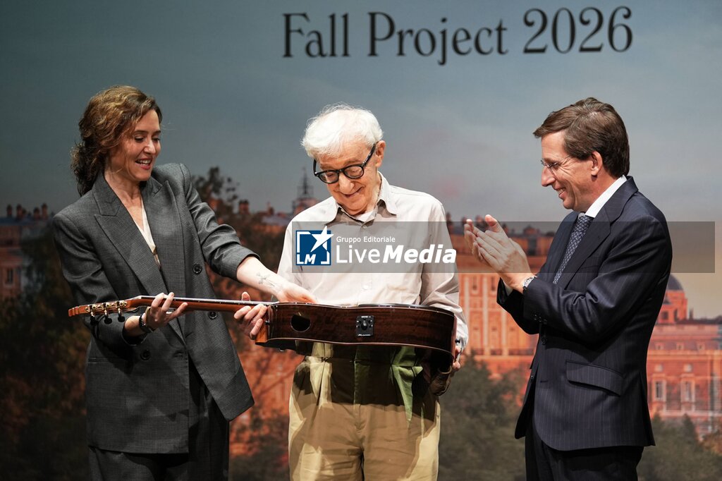Woody Allen, Jose Luis Martinez Almeida, Isabel Diaz Ayuso during presentation of film Wasp 2026 in Madrid on Thursday, 01 October 2026 - NEWS - VIP