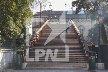 2021-03-15 - Ponte dell'Accademia - VENEZIA IN ZONA ROSSA - NEWS - CHRONICLE