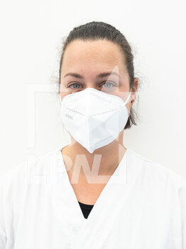 2021-04-01 - Napoli, Museo Madre. Un'infermiera del centro vaccinale - CAMPAGNA VACCINALE IN CAMPANIA - NEWS - CHRONICLE