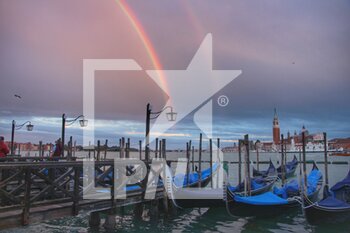 2020-10-03 - Rainbow on the Lagoon - VENICE, FROM SUNSET TO NIGHT - REPORTAGE - PLACES